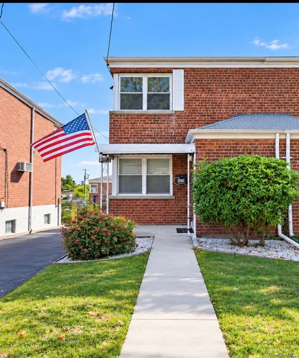 208 First ST, Yonkers, NY 10704