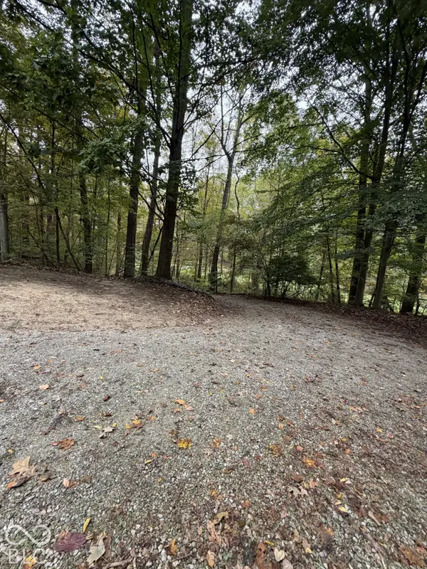 25232 Underpass, Batesville, IN 47006