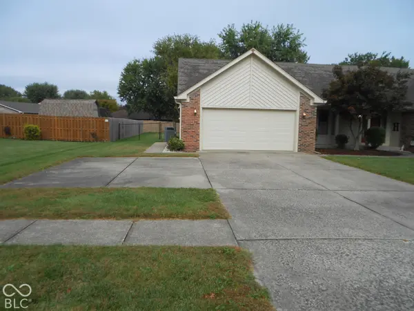 552 Echo Bend BLVD, Greenwood, IN 46142