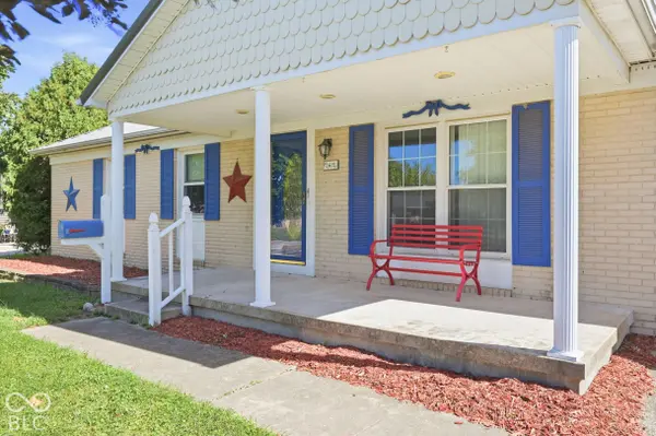 1615 Avenue East ST, Elwood, IN 46036