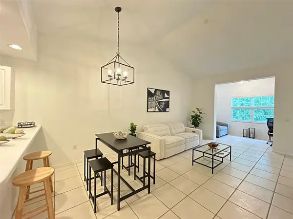 3803 54TH DR W #202, Bradenton, FL 34210