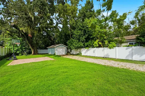 1510 CLOVERLAWN AVE, Orlando, FL 32806