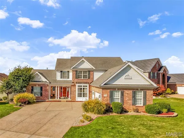 1015 Pearview DR, St Peters, MO 63376