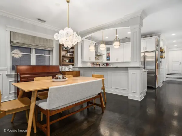 847 W Diversey Pkwy #2E, Chicago, IL 60614