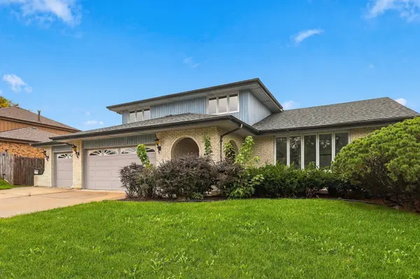13623 S 84th AVE, Orland Park, IL 60462