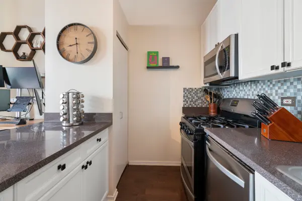 1632 S Indiana AVE #706, Chicago, IL 60616