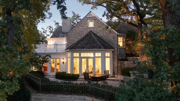 1 Overholt PASS, Edina, MN 55439