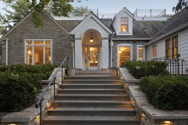 1 Overholt PASS, Edina, MN 55439