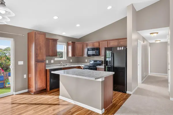 930 Meadows BLVD, Norwood Young America, MN 55397