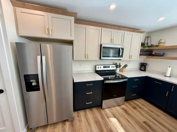 918 W Lake DR, Detroit Lakes, MN 56501