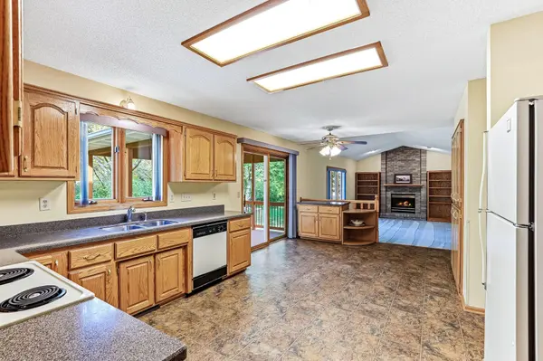 3043 Walter ST, Maplewood, MN 55109