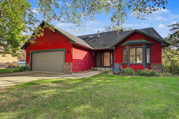 4587 River Bend PL, Savage, MN 55378