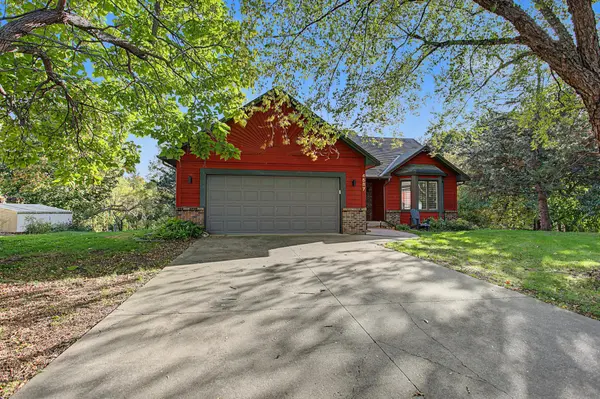 4587 River Bend PL, Savage, MN 55378