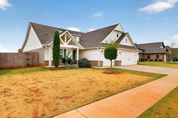 11108 SW 32nd ST, Yukon, OK 73099