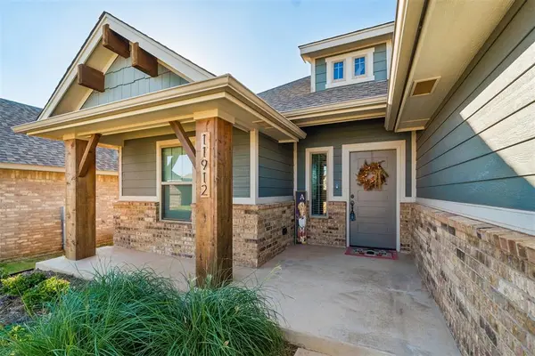 11912 NW 120th ST, Yukon, OK 73099