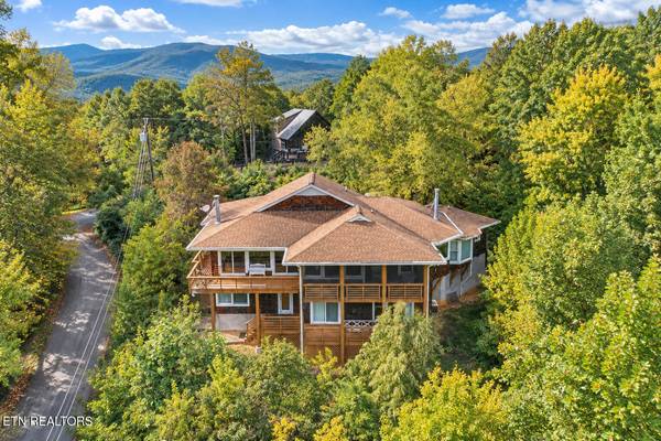 504 Matterhorn Drive, Gatlinburg, TN 37738