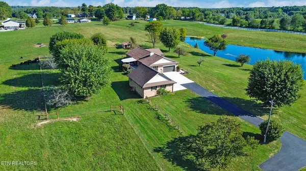 268 Obed River Rd, Crossville, TN 38555
