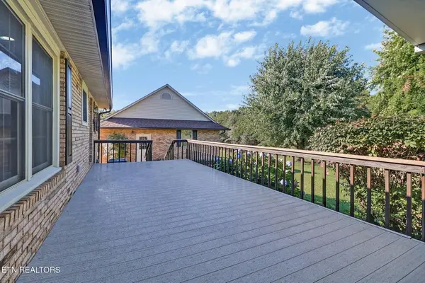 268 Obed River Rd, Crossville, TN 38555