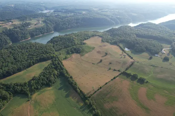 341 Anthony Adcock Rd, Sparta, TN 38583