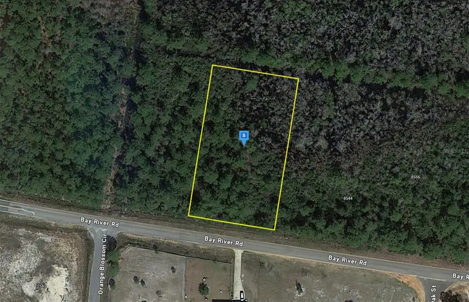 8540 BAY RIVER RD, Navarre, FL 32566