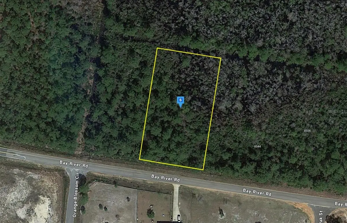 8540 BAY RIVER RD, Navarre, FL 32566