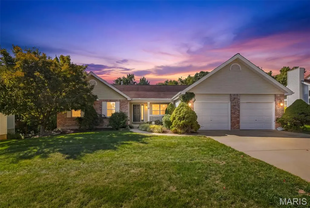 26 Briarwick TRL, St Peters, MO 63376