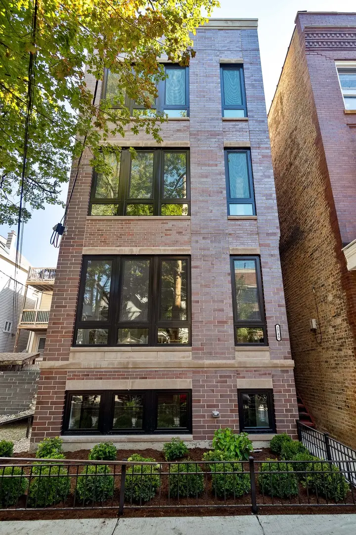 2743 N Seminary AVE #2, Chicago, IL 60614