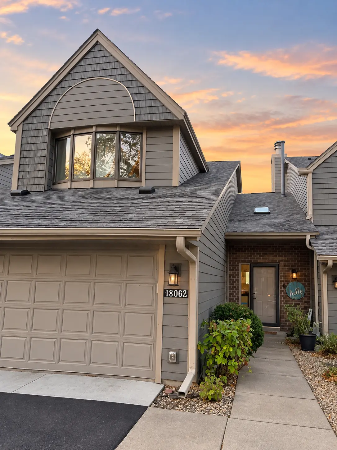 18062 Judicial WAY N, Lakeville, MN 55044