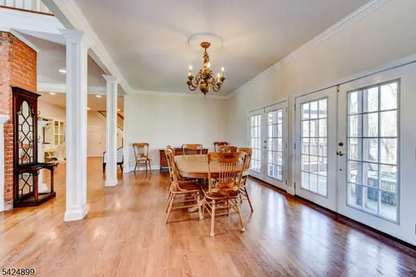 1812 Bellew Pl, South Plainfield Boro, NJ 07080