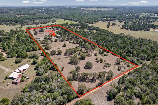 304 Furr Mays RD, Smithville, TX 78957