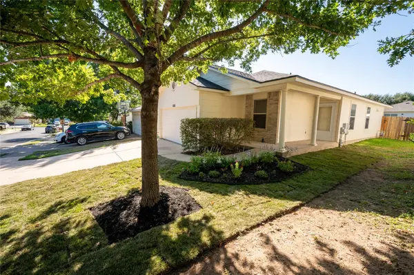 5220 Hutchinson DR, Austin, TX 78723