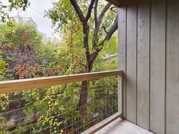 2303 East Side DR #217, Austin, TX 78704