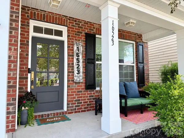 16523 Landen Forest LN, Davidson, NC 28036