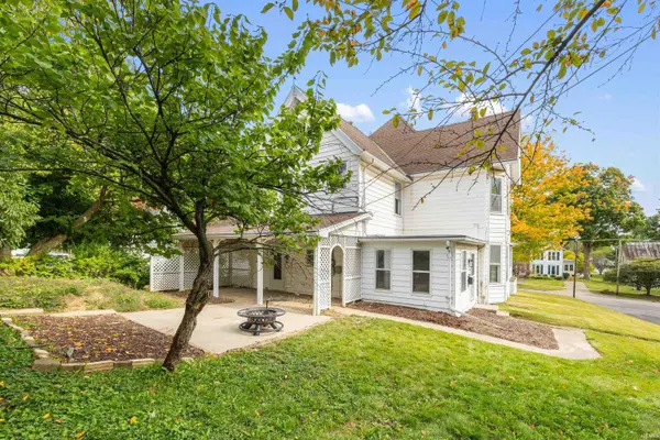 512 S Wayne ST, Angola, IN 46703