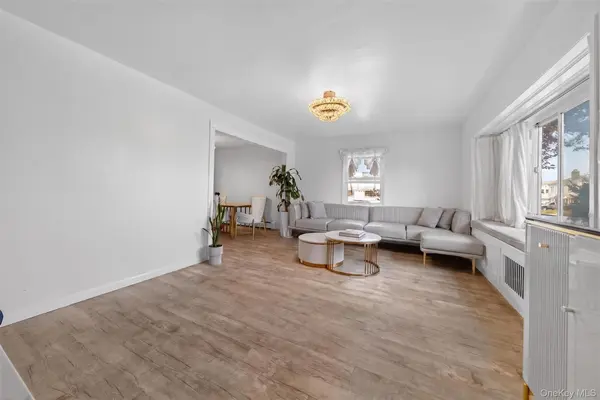 166-04 22nd AVE, Whitestone, NY 11357