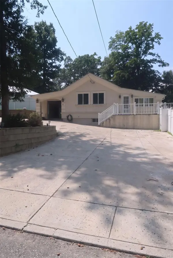 28 Higgins TRL, Monroe, NY 10950