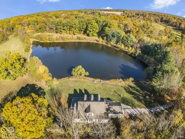 517 N Pioneer RD, Center Point, IN 47840