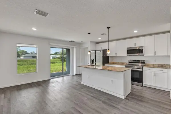 1252 GIRALDA CIR NW, Palm Bay, FL 32907