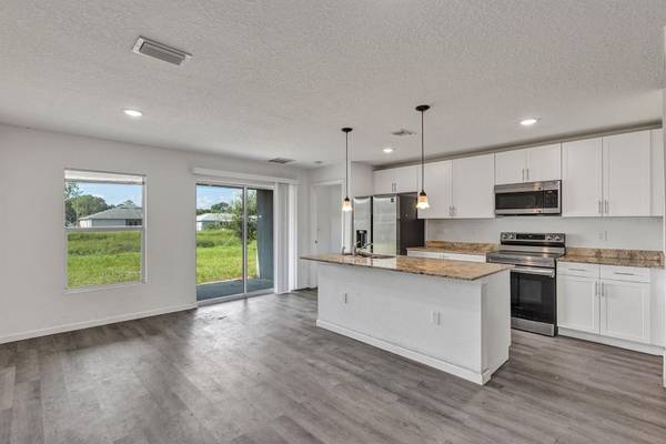 1252 GIRALDA CIR NW, Palm Bay, FL 32907