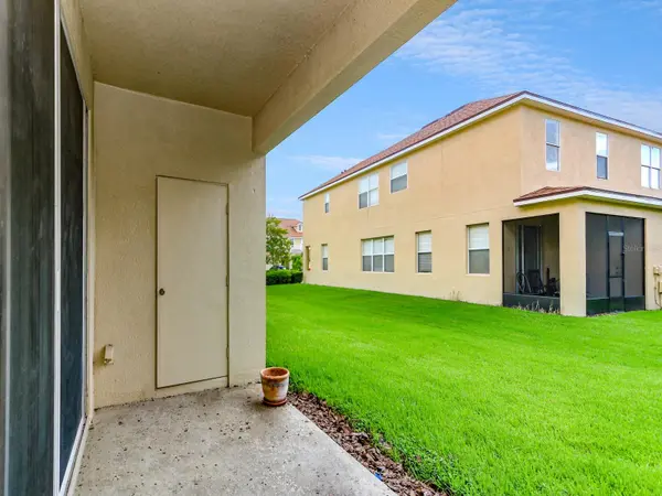 3006 THORNTON DR, Kissimmee, FL 34741