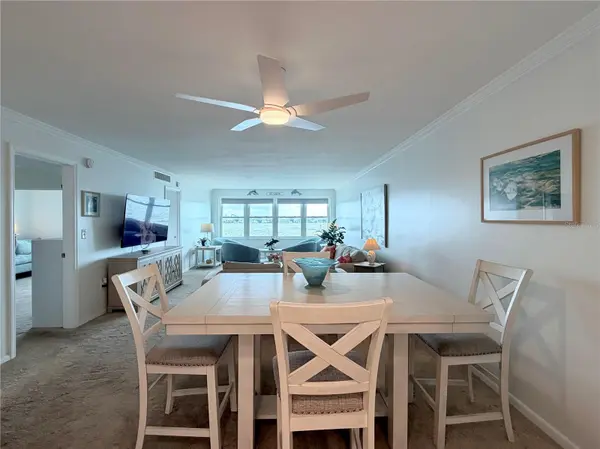 5200 BRITTANY DR S #206, St Petersburg, FL 33715