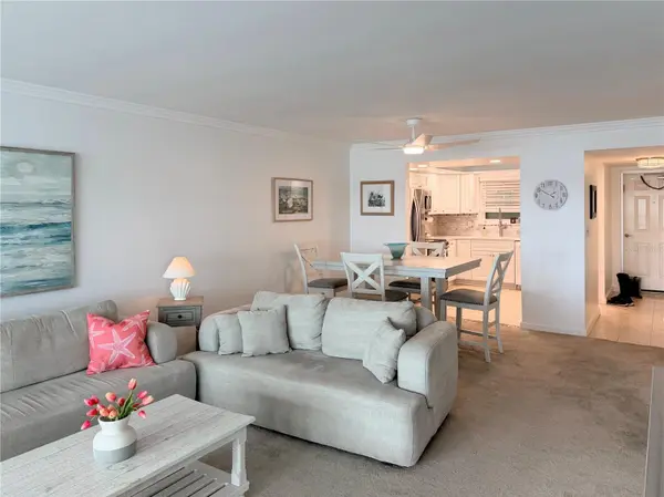 5200 BRITTANY DR S #206, St Petersburg, FL 33715