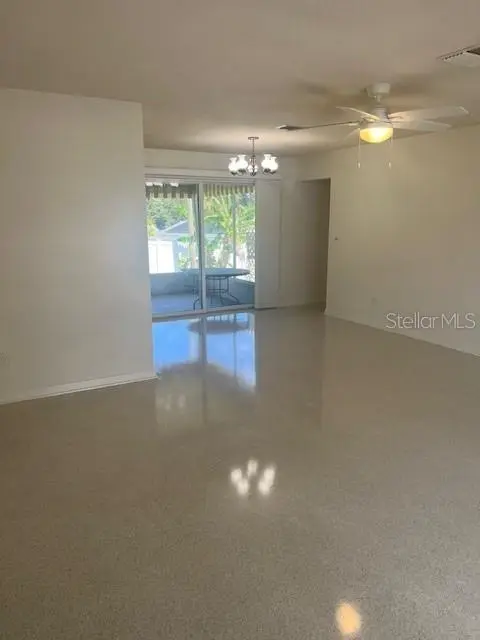 1630 PICARDY CIR, Clearwater, FL 33755