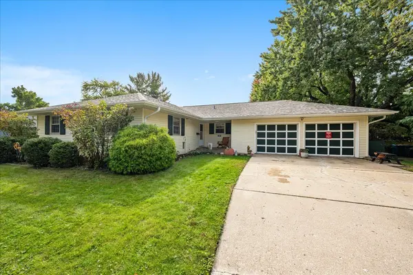 2260 Copley ST, Aurora, IL 60506