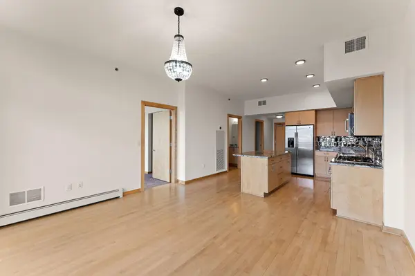 740 Portland AVE #1109, Minneapolis, MN 55415