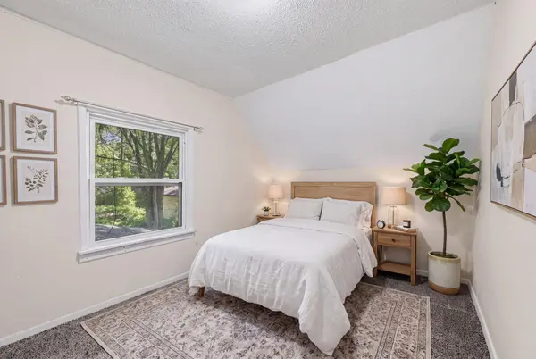 1331 4th ST E, Saint Paul, MN 55106