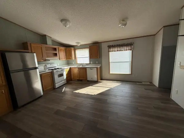 210 Margaret AVE, Lakefield, MN 56150