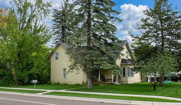 902 4th ST NE, Little Falls, MN 56345