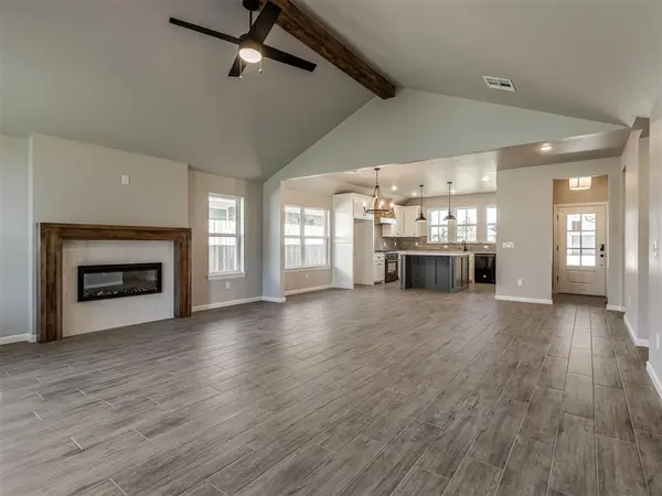 5005 Misty Wood LN, Mustang, OK 73064