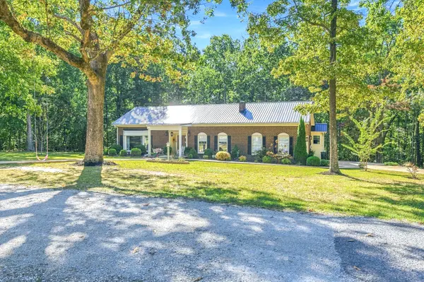 222 Harlan St, Hohenwald, TN 38462
